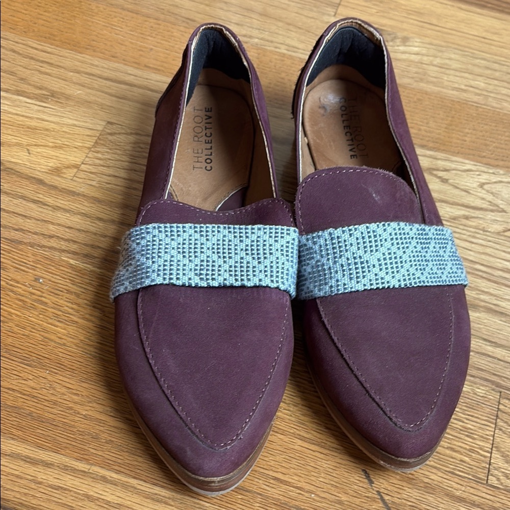 Root Collective Shelby loafers in Wine red suede